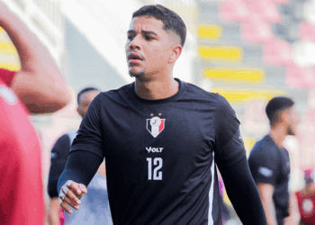 Revelação do Joinville, atacante Porto valoriza primeiro mês de pré-temporada: “Muito foco”