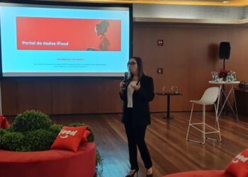iFood lança Portal de Dados que compartilha informações inéditas sobre entregadores