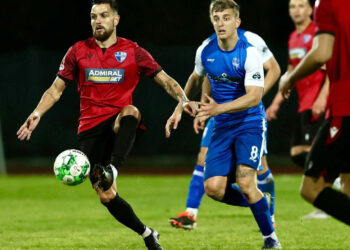 Com passagens na base de Santos e São Paulo, meia Caique Augusto valoriza o seu segundo título nacional em Montenegro