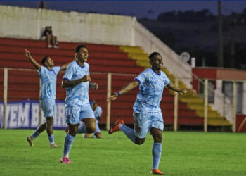 Marcelinho chega a oito gols, se isola na artilha do Barra em 2024 e mira mais um acesso à Série C