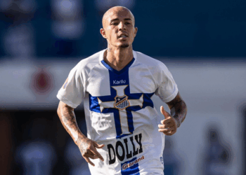 Meia Ramon comemora cinco anos de estreia profissional: “Inesquecível”