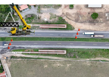 VIABAHIA inicia instalação da viga central da nova passarela no KM 539 da BR-324