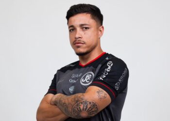 Atleta que atuou em mais jogos do Joinville em 2024, Lucas de Sá quer ajudar o JEC em reta decisiva da Copa Santa Catarina: “Sei do meu potencial”