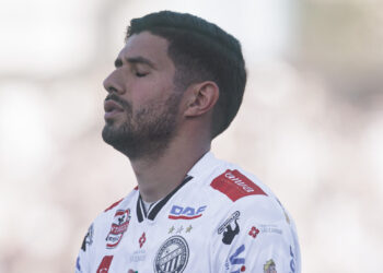 Thales Oleques comemora vitória sobre o América-MG e mira sequência positiva do Operário-PR na Série B