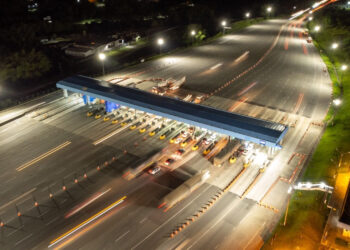 VIABAHIA realiza manutenção no pavimento da BR-324, durante esta semana
