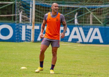 Com títulos do catarinense no currículo, Marquinhos Pedroso avalia início da pré-temporada do Marcílio Dias e revela expectativa: “Melhores possíveis”