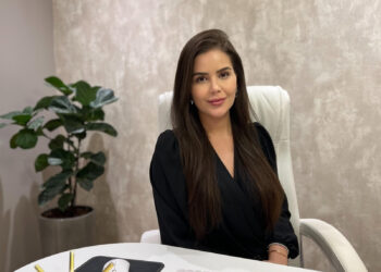 Caspa piora no inverno, mito ou verdade? A realidade sobre dermatite seborreica