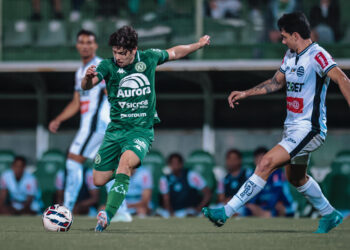 Eduardo Person vibra com sequência positiva da Chape na Série B: “Importante”