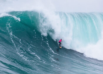 Pedro Scooby vence Gigantes de Nazaré