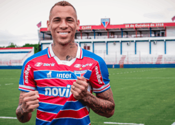 Elogiado por Vojvoda, Breno Lopes revela expectativa por estreia no Fortaleza: “Não vejo a hora”