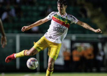 Biel comemora vitória do Brusque no Catarinense e pede ‘atenção total’ para jogo da Copa do Brasil