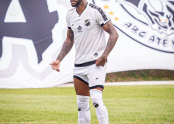 Com apenas dois gols sofridos na temporada, Windson valoriza solidez defensiva do ABC/RN