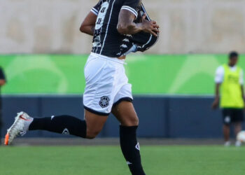 Com apenas uma derrota nos últimos nove jogos, Bruno Silva comemora a sua sétima final de estadual na carreira