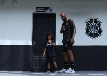 Bruno Silva avalia os primeiros dias de pré-temporada no Rio Branco-ES e prevê um 2025 com novo acesso