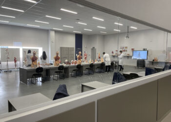 Curso de Medicina em Brumado abre seleção para bolsas de estudo integrais