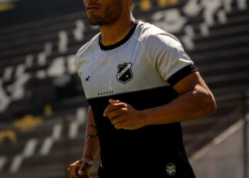 Com título da Série C, catarinense Patric projeta confronto direto contra o Figueira e revela expectativa para estreia diante da torcida do ABC