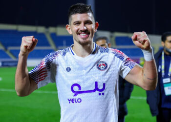 Ex-Avaí na Arábia Saudita, Philipe Maia completa 50 jogos pelo segundo clube diferente