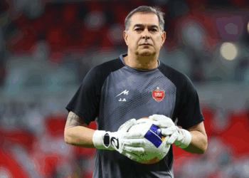 Ex-preparador do Sport, Jorcey Anisio se despede de campeão iraniano