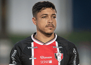 Após destaque no Catarinense, Lucas de Sá comemora primeiro gol pelo JEC na Copa SC