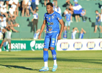 Recém-chegado, Joãozinho vence clássico em estreia pela URT: “Vim para somar”