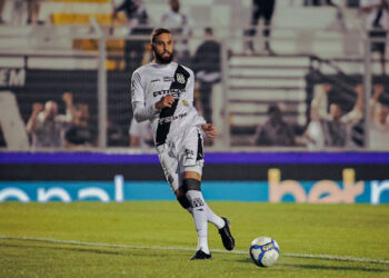 Readaptado ao futebol brasileiro, Nilson Júnior projeta um 2025 de sucesso da Ponte Preta