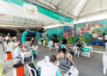 Dia de Cooperar leva serviços gratuitos à Estação da Lapa