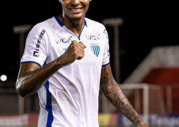 Autor de assistência, Cléber valoriza vitória do Avaí fora de casa pelo Catarinense: “Importante”