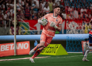 João Ricardo se diz “orgulhoso e feliz” com o título da Copa do Nordeste e fala em repetir sucesso no Brasileirão