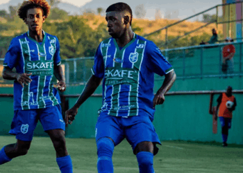 Atacante baiano, Zé Felipe marca gols decisivos pelo Artsul