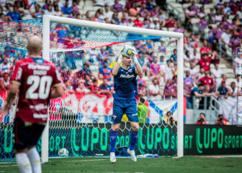 João Ricardo vibra com vitória na Copa do Nordeste e pede ‘ainda mais atenção’ com sequência do Fortaleza