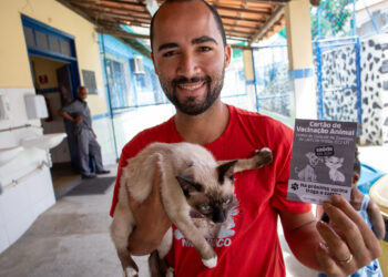 Lauro de Freitas terá vacinação antirrábica neste sábado (24); confira locais