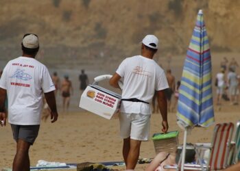 Trabalhar exposto ao sol aumenta em 60% risco de câncer de pele, tumor de maior incidência no Brasil e no mundo
