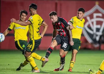 Vitória só empata com o Defensa y Justicia e se complica na Sulamericana