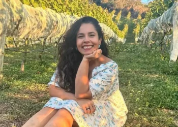 Inchaço nas pernas pode ser lipedema: veja outros sintomas