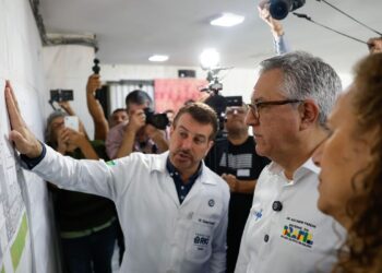 Restrições de Trump não impedirão acordos na saúde, diz Padilha