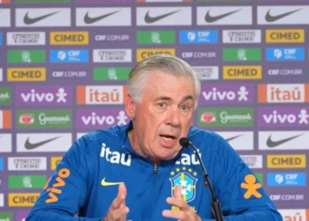 Ancelotti volta a explicar ausência de Neymar e reforça critério físico em convocação da Seleção