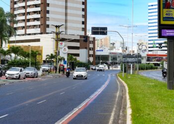 Prefeitura instala Área de Proteção ao Ciclista de Competição (APCC) na Av. Magalhães Neto