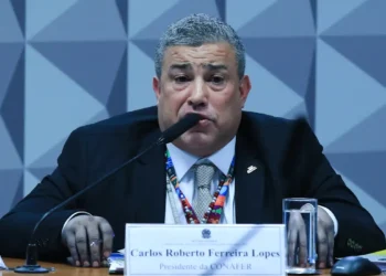 Presidente de associação é preso em CPMI do INSS por suposta mentira