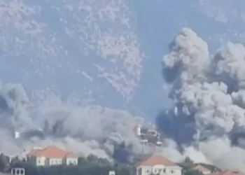 Israel bombardeia prédio na Cidade de Gaza em meio a avanço da ofensiva militar