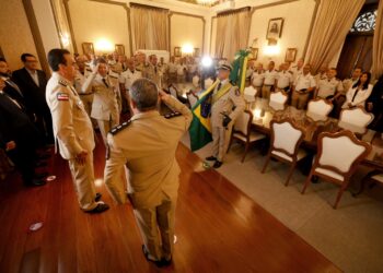 Com novos comandos e promoções de oficiais, PMBA renova corporação