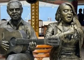 Escultura em homenagem a Preta Gil é instalada em ponto turístico do Rio de Janeiro