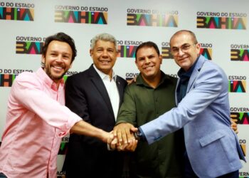 Saúde de Ubaíra terá incremento de duas ambulâncias entregues pelo Estado