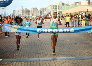 Prefeitura monta operação para garantir conforto e segurança de atletas na Maratona Salvador 2025