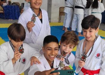 Sedentarismo infantil e o uso excessivo de telas: uma geração em risco?