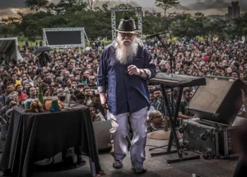 Gênio da música instrumental Hermeto Pascoal morre no Rio aos 89 anos