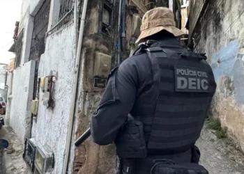 Operação “Cavalo de Troia” prende três homens e recupera veículos roubados