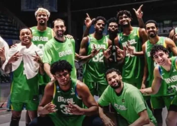 Brasil vence Argentina e conquista o pentacampeonato da Copa América de Basquete