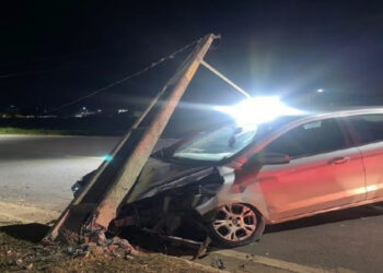 Colisões de veículos em postes de energia na Bahia aumentam em 2025 e Neoenergia Coelba faz alerta