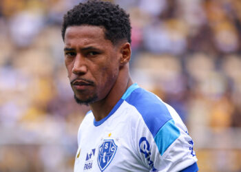 Com ‘doblete’ sobre o Criciúma, Garcez assume liderança do Paysandu em participações para gols na Série B