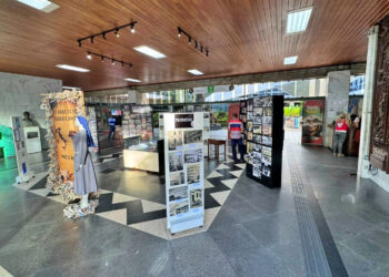 Exposição na Biblioteca Central do Estado da Bahia une memória, cultura e educação em Salvador